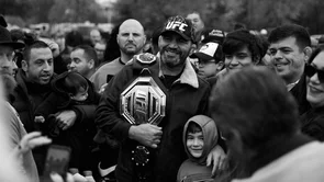Glover Teixeira dobio veliki doček u svom gradu Danburyju!